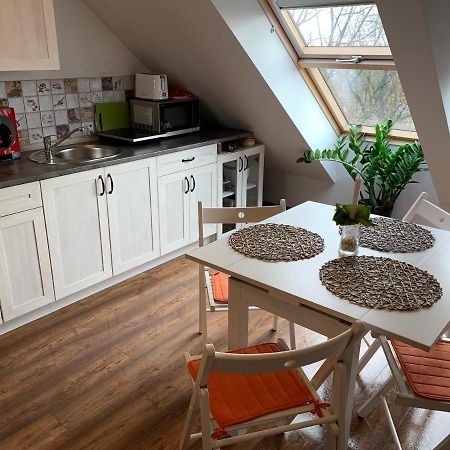 Sky View Condo In Tarnowskie Góry Esterno foto